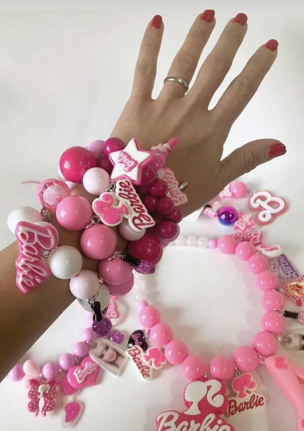 BRACCIALI E ORECCHINI BARBIE - immagine 3